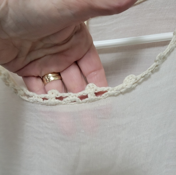 Forgotten Grace size small BOHO HIPPIE crochet vibes. See pics for detail - Picture 6 of 10